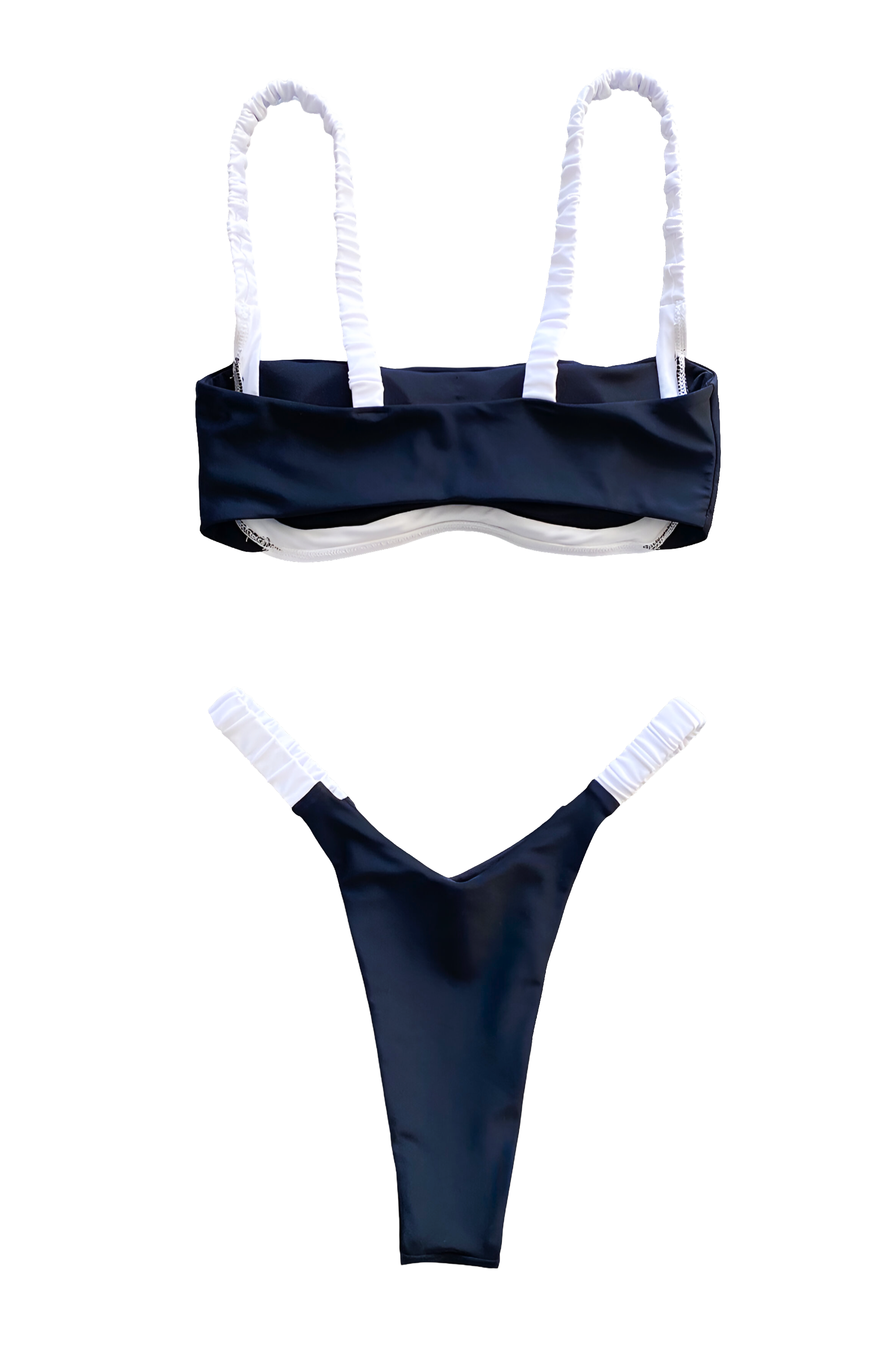 Desideria Gavino Bikini